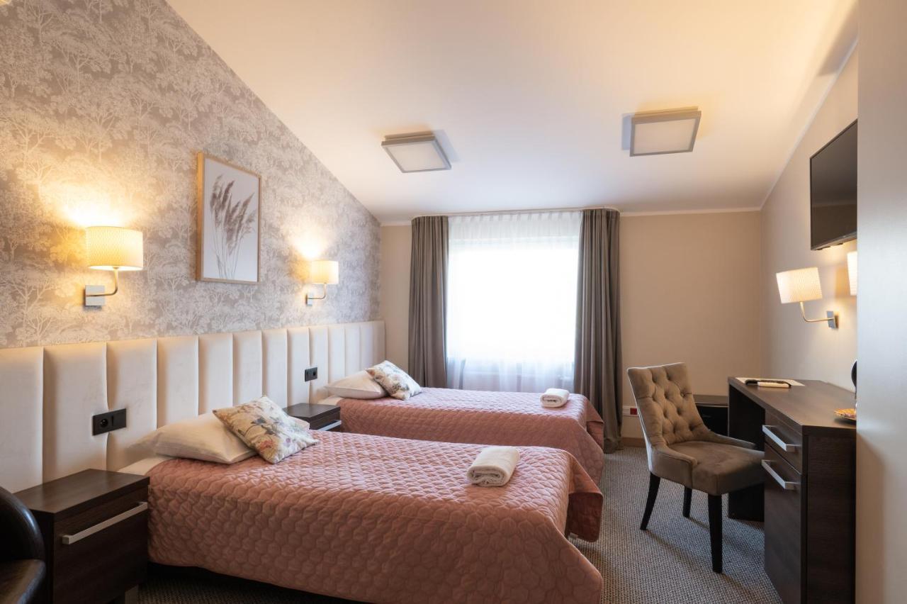 Borkowo  Zloty Staw Bed & Breakfast エクステリア 写真