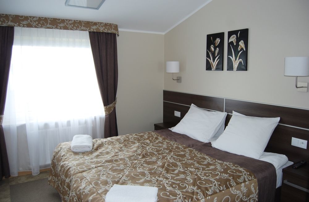 Borkowo  Zloty Staw Bed & Breakfast エクステリア 写真