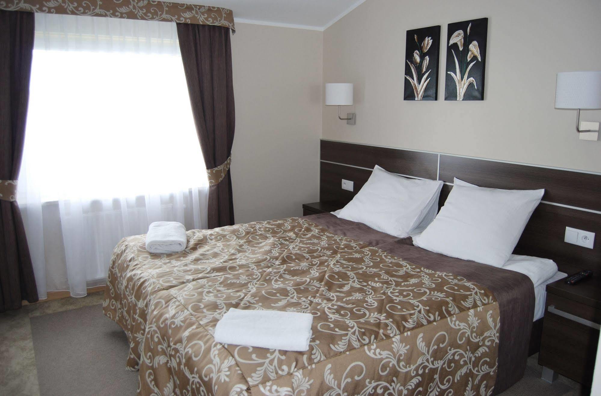 Borkowo  Zloty Staw Bed & Breakfast エクステリア 写真